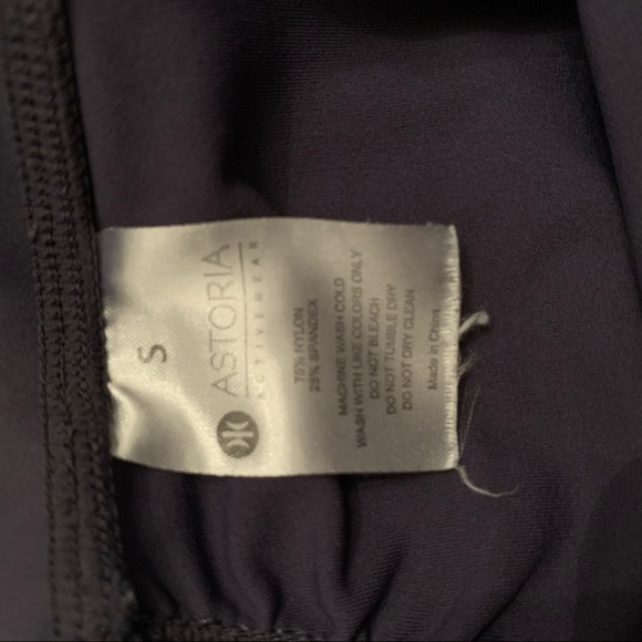 Astoria activewear Astoria LUXE Scrunch Legging - Navy Blue pants - Picture 7 of 12